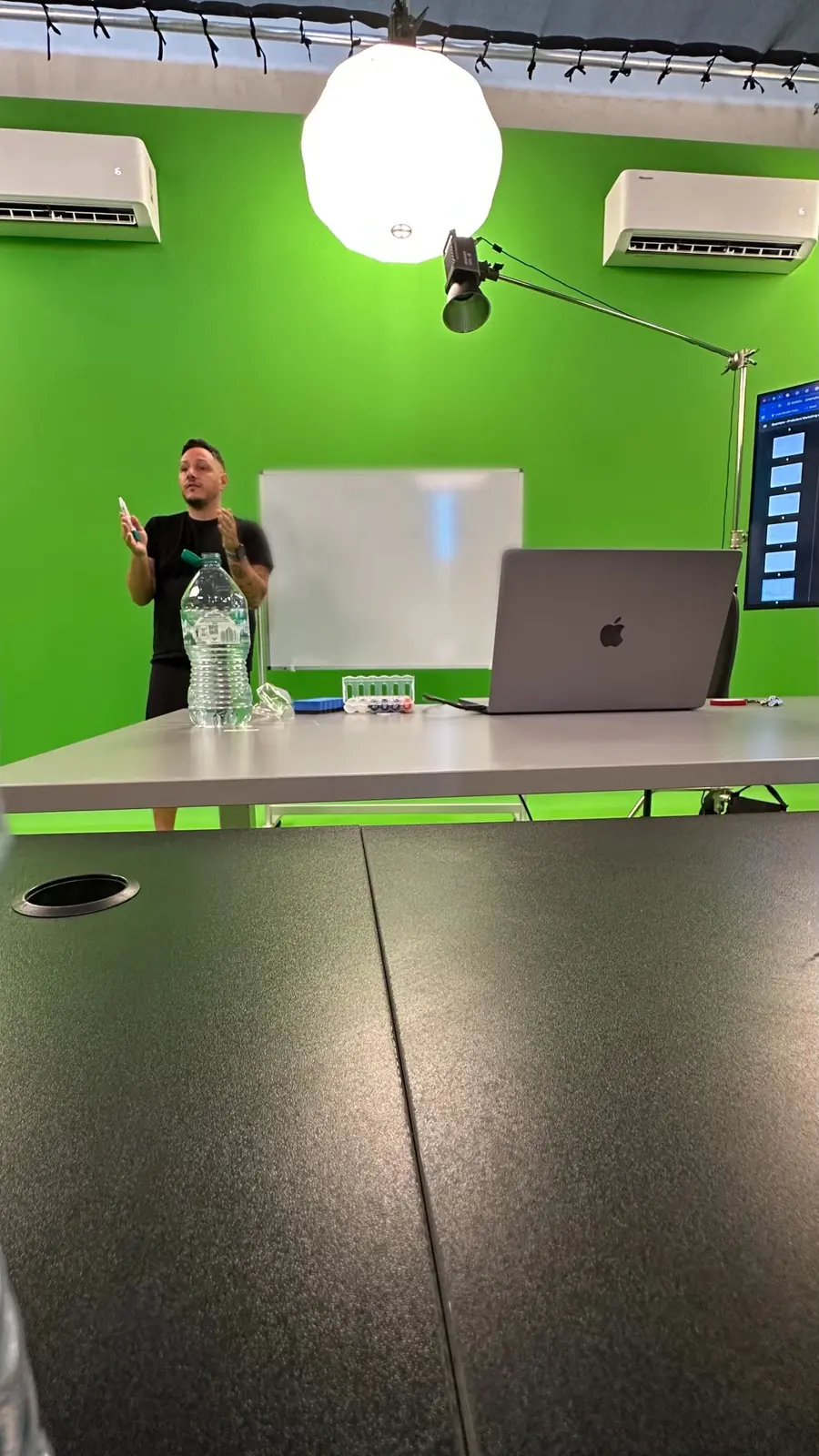 Un incontro professionale legato ai nuovi progetti imprenditoriali